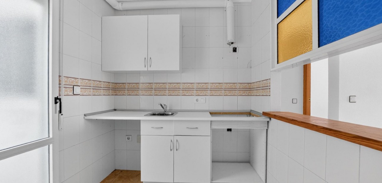 Venta - Apartamento / piso -
Torrevieja - El limonar