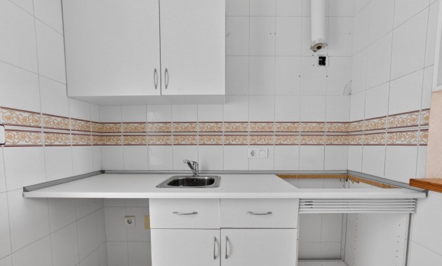 Venta - Apartamento / piso -
Torrevieja - El limonar