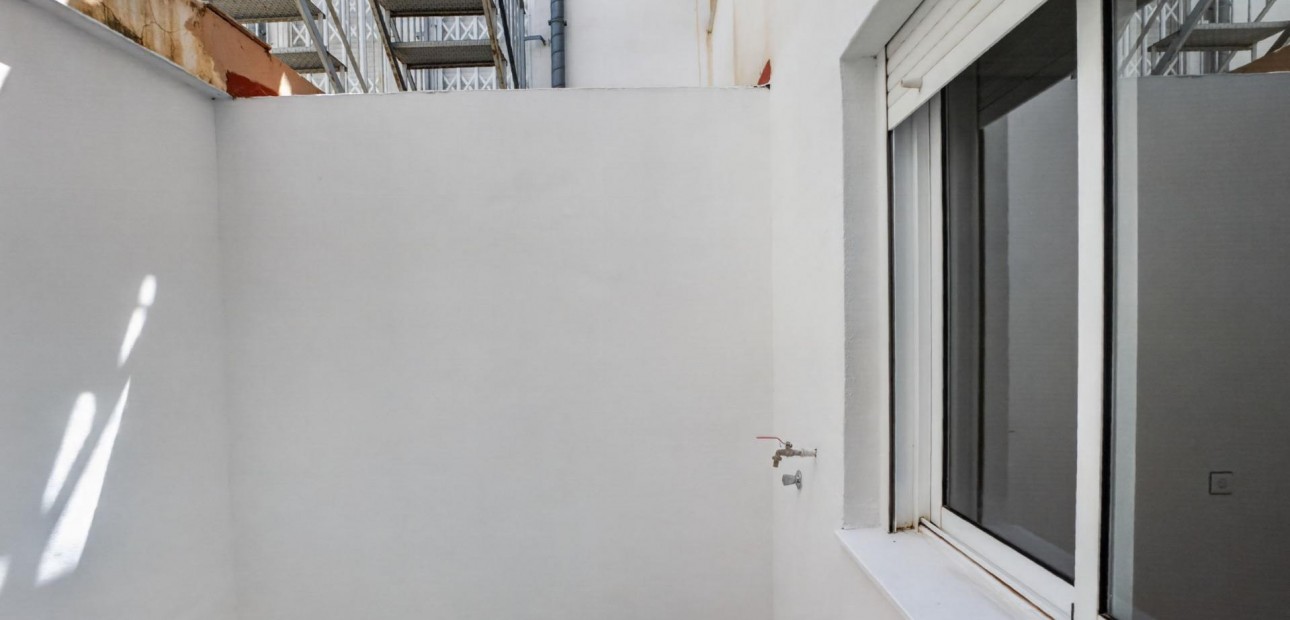 Venta - Apartamento / piso -
Torrevieja - El limonar