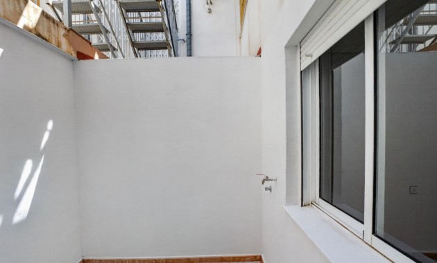 Venta - Apartamento / piso -
Torrevieja - El limonar