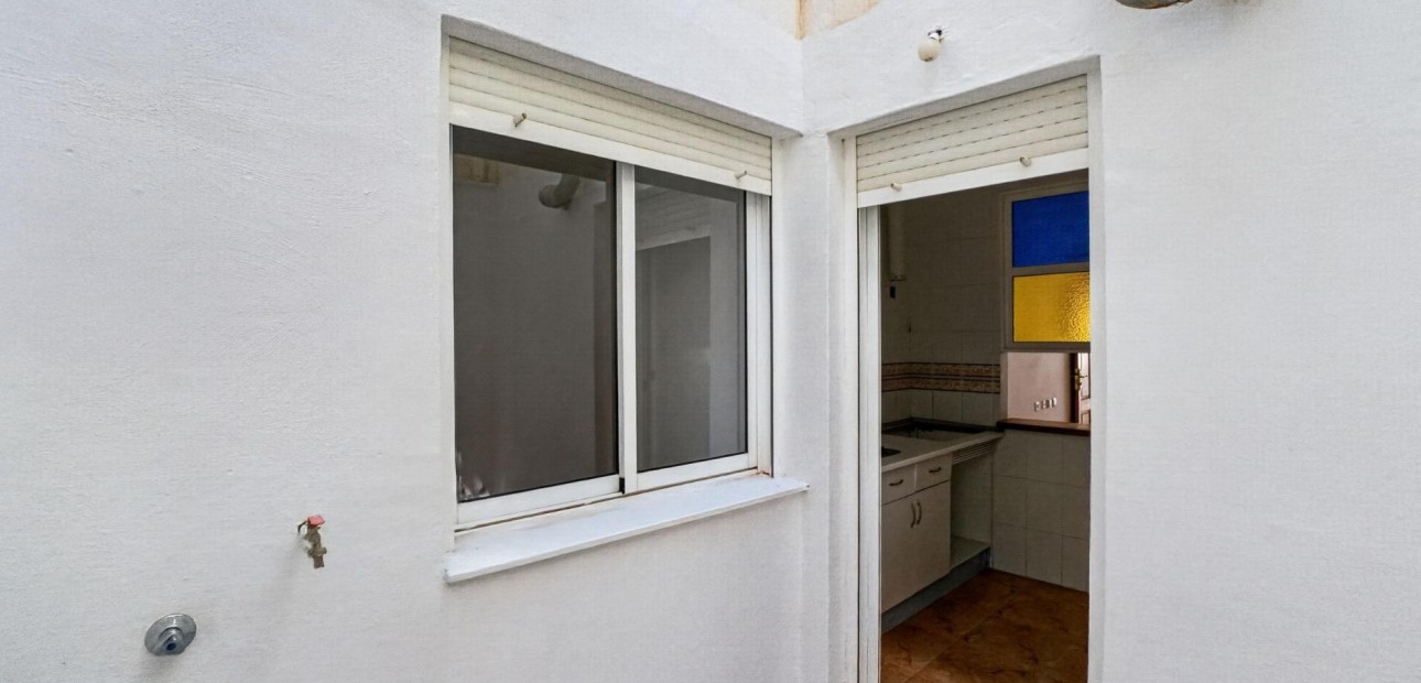Venta - Apartamento / piso -
Torrevieja - El limonar