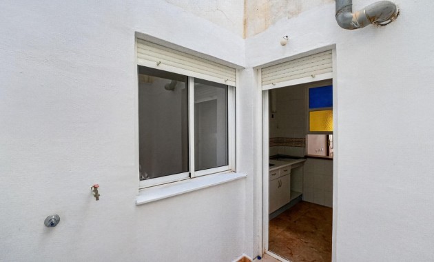 Venta - Apartamento / piso -
Torrevieja - El limonar
