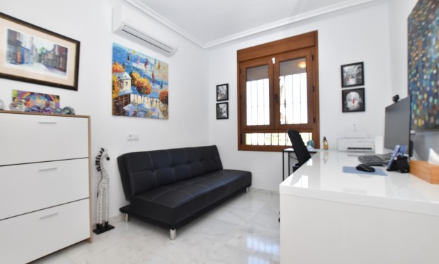Venta - Detached Villa -
Algorfa - La Finca Golf Resort