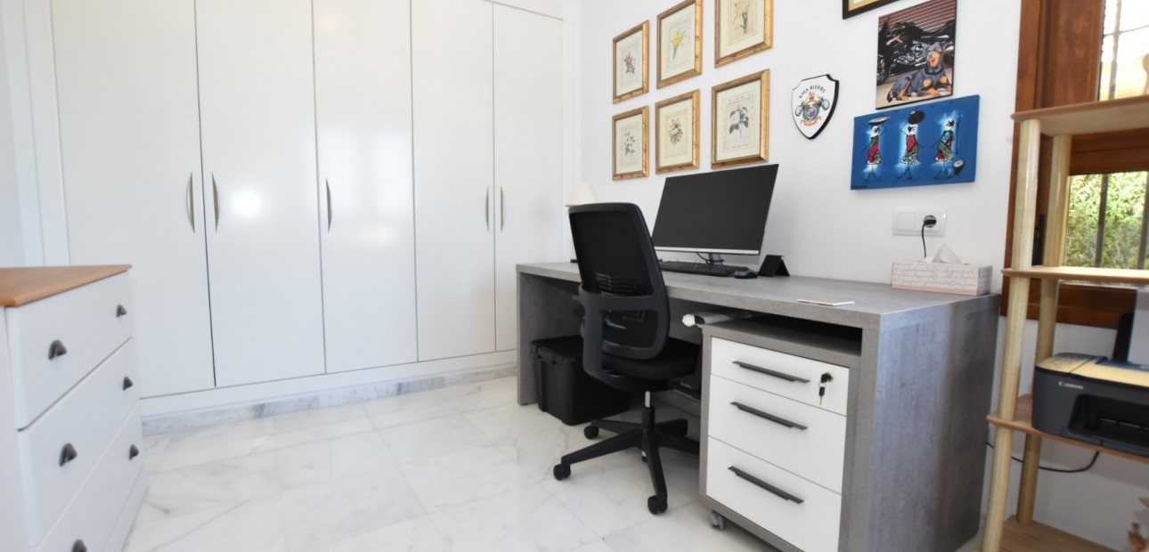 Venta - Detached Villa -
Algorfa - La Finca Golf Resort