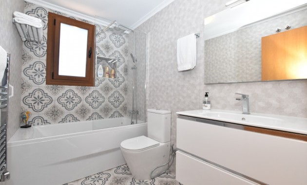 Venta - Detached Villa -
Algorfa - La Finca Golf Resort
