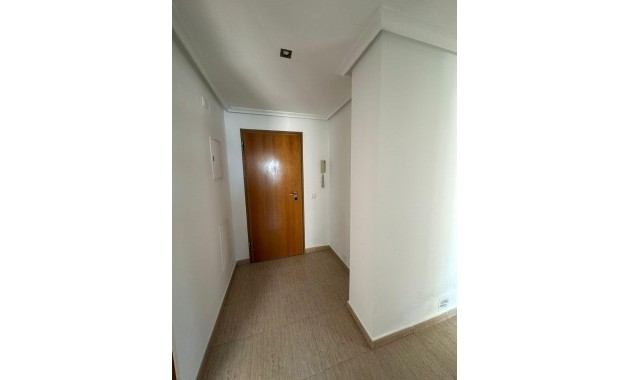 Herverkoop - Appartement / flat -
Torrevieja - Centro