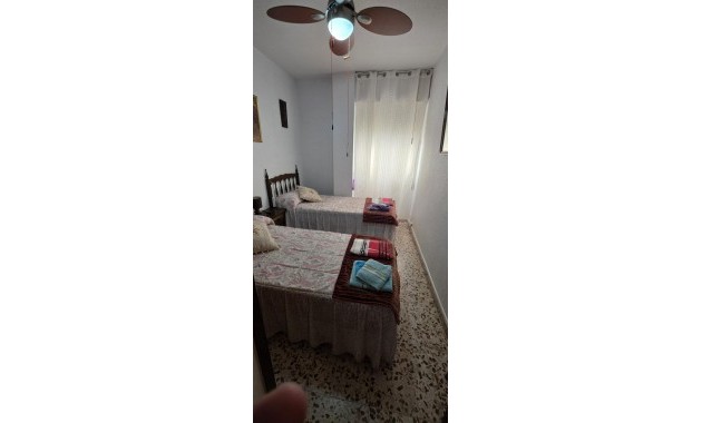 Sale - Apartment / flat -
Torrevieja - Centro