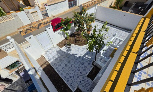 Herverkoop - Terraced house -
Torrevieja - Carrefour