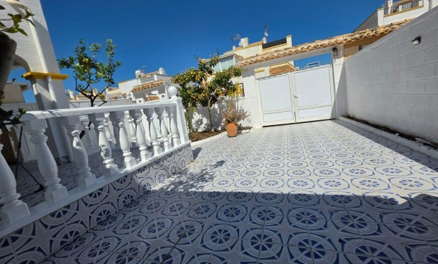 Herverkoop - Terraced house -
Torrevieja - Carrefour