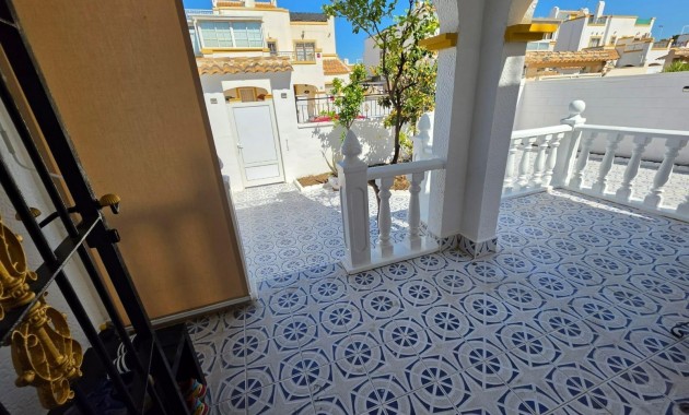 Herverkoop - Terraced house -
Torrevieja - Carrefour