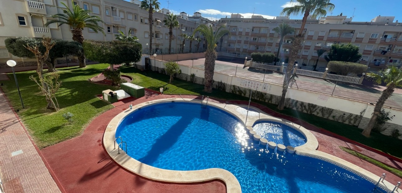 Herverkoop - Appartement / flat -
Torrevieja - Comunidad Valenciana