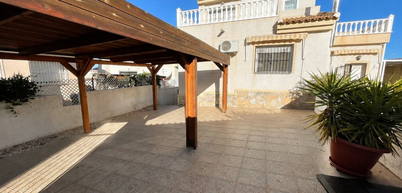 Herverkoop - Detached Villa -
Ciudad Quesada - Doña Pepa