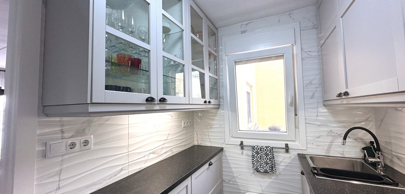 Venta - Apartamento / piso -
Torrevieja - San Luis