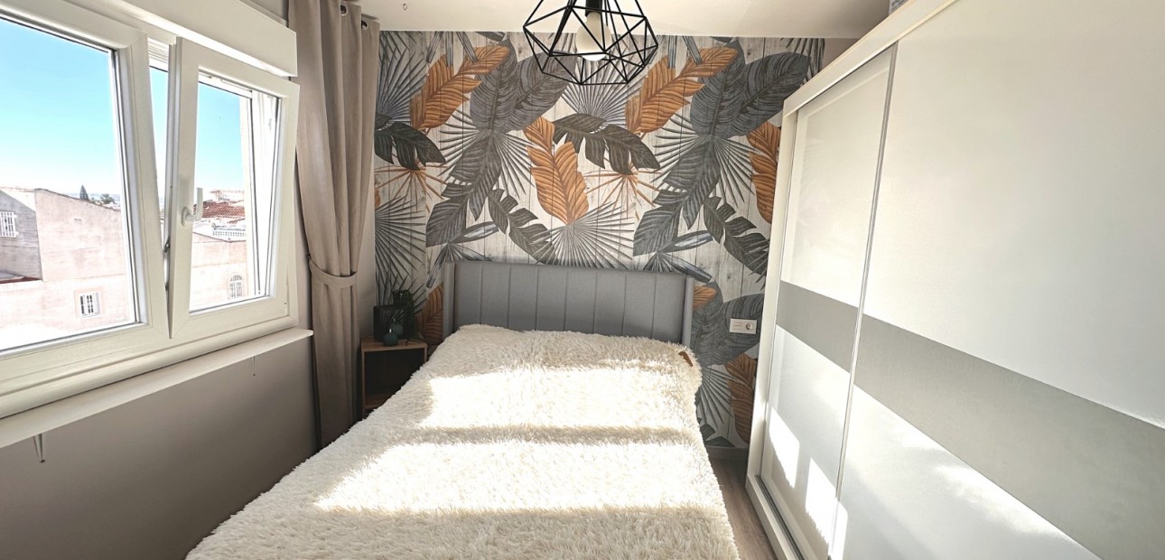 Venta - Apartamento / piso -
Torrevieja - San Luis
