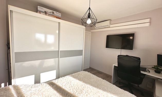 Venta - Apartamento / piso -
Torrevieja - San Luis
