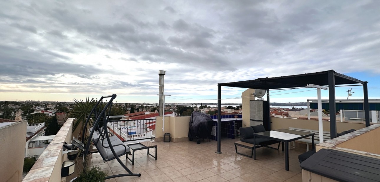Venta - Apartamento / piso -
Torrevieja - San Luis