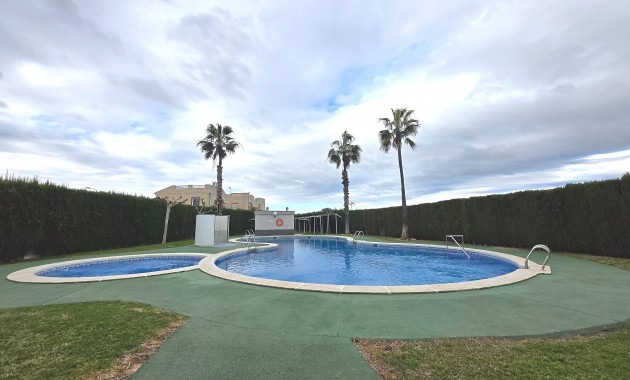 Venta - Apartamento / piso -
Torrevieja - San Luis