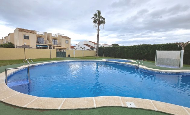 Venta - Apartamento / piso -
Torrevieja - San Luis