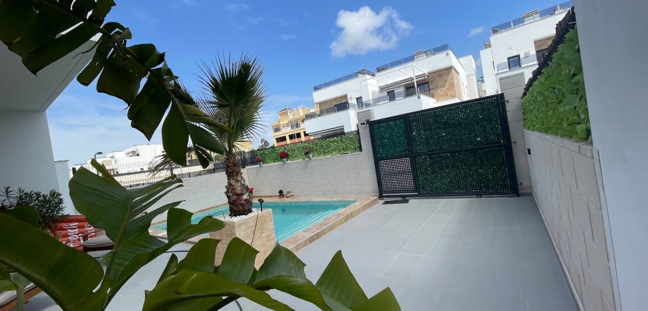 Herverkoop - Detached Villa -
Benijofar - Benijofar - Village