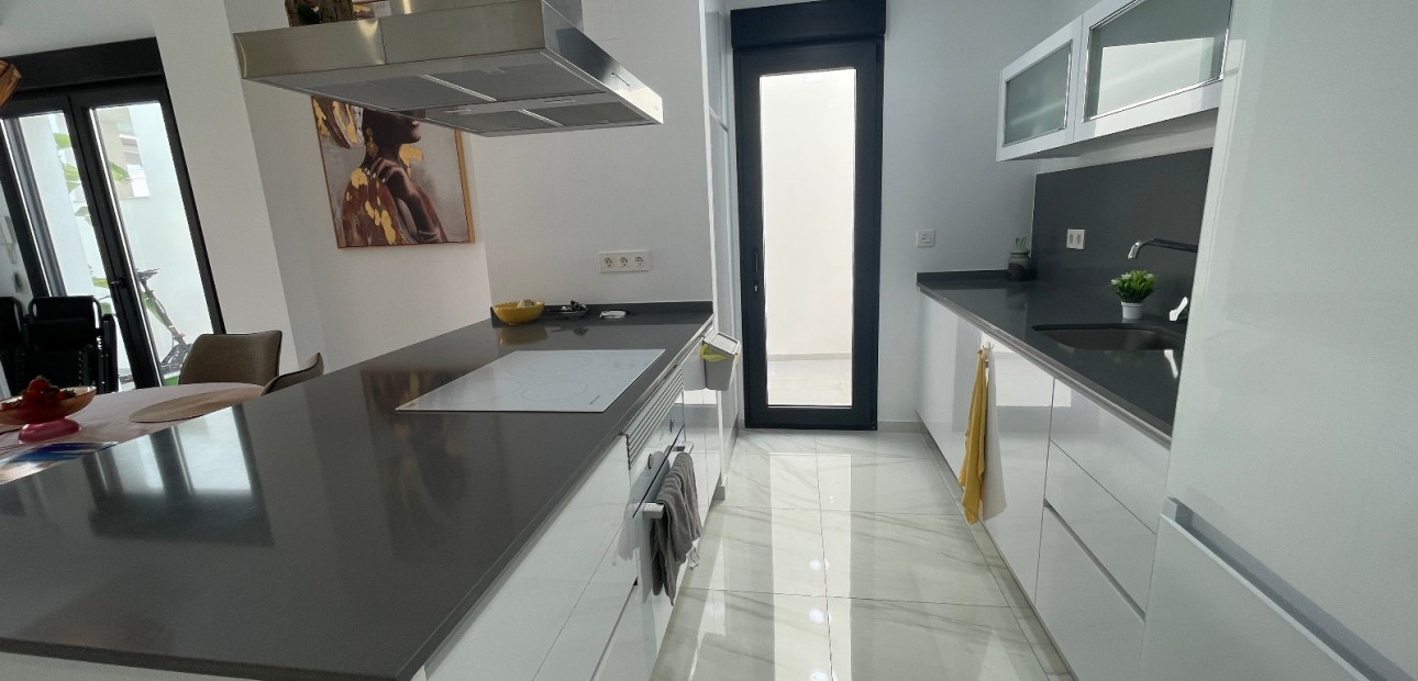 Herverkoop - Detached Villa -
Benijofar - Benijofar - Village