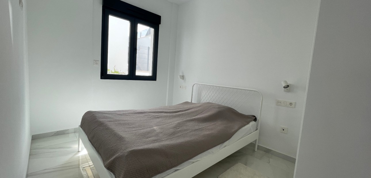 Herverkoop - Detached Villa -
Benijofar - Benijofar - Village