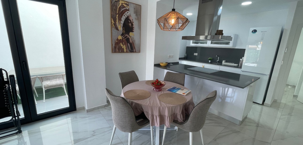 Herverkoop - Detached Villa -
Benijofar - Benijofar - Village