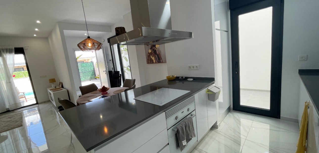 Herverkoop - Detached Villa -
Benijofar - Benijofar - Village