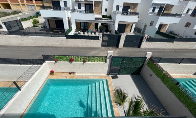 Herverkoop - Detached Villa -
Benijofar - Benijofar - Village