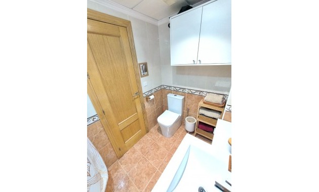 Herverkoop - Appartement / flat -
Almoradi - Almoradi - Town