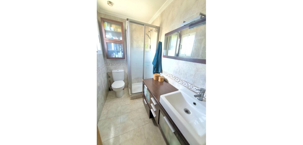 Herverkoop - Appartement / flat -
Almoradi - Almoradi - Town