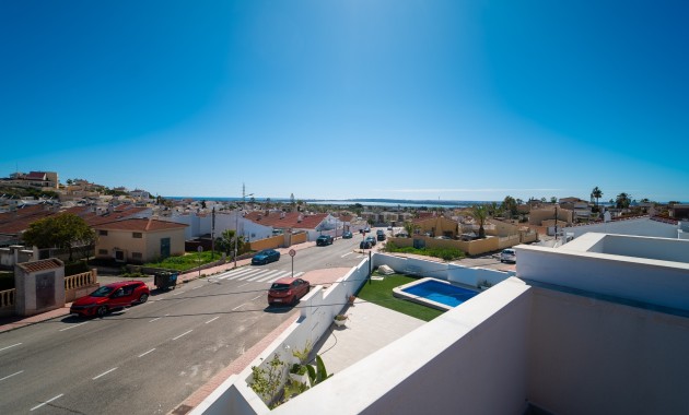 Herverkoop - Herenhuis -
Ciudad Quesada - Ciudad Quesada - Town