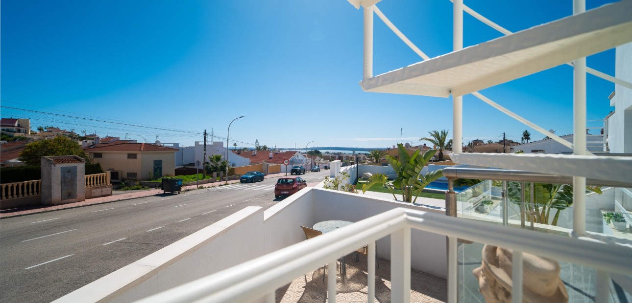 Herverkoop - Herenhuis -
Ciudad Quesada - Ciudad Quesada - Town