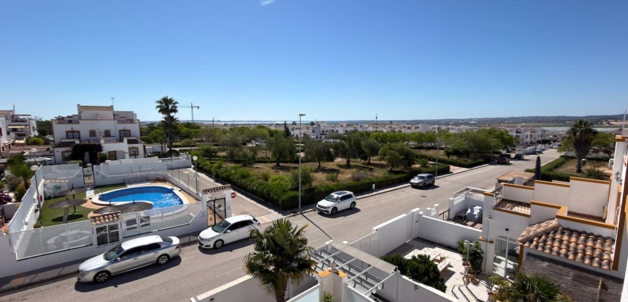 Sale - Detached Villa -
Vistabella