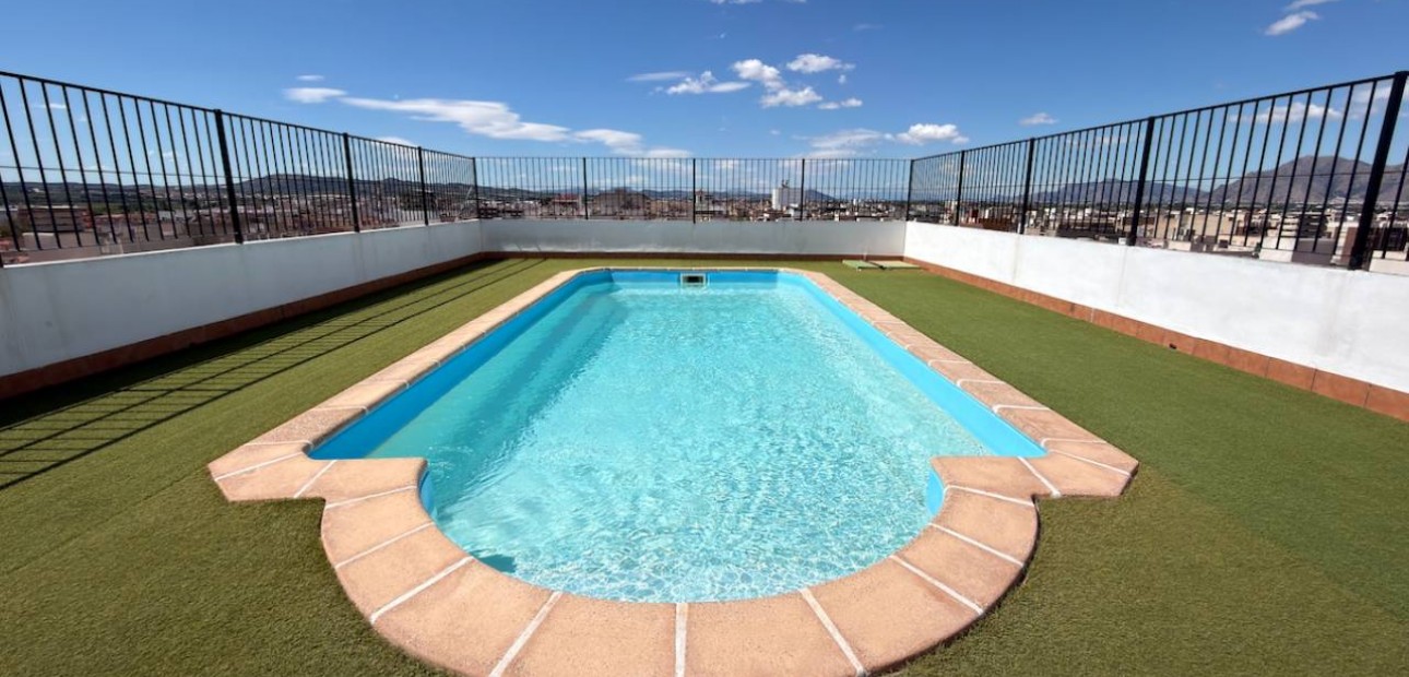 Herverkoop - Appartement / flat -
Almoradi - Almoradi - Town