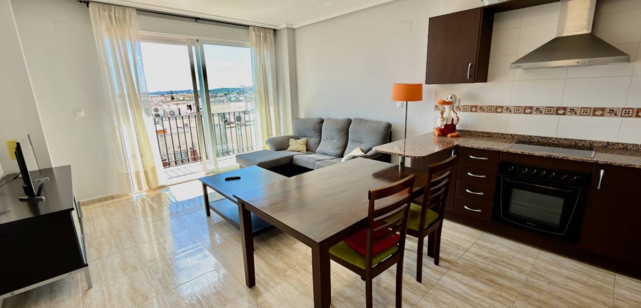 Herverkoop - Appartement / flat -
Almoradi - Almoradi - Town