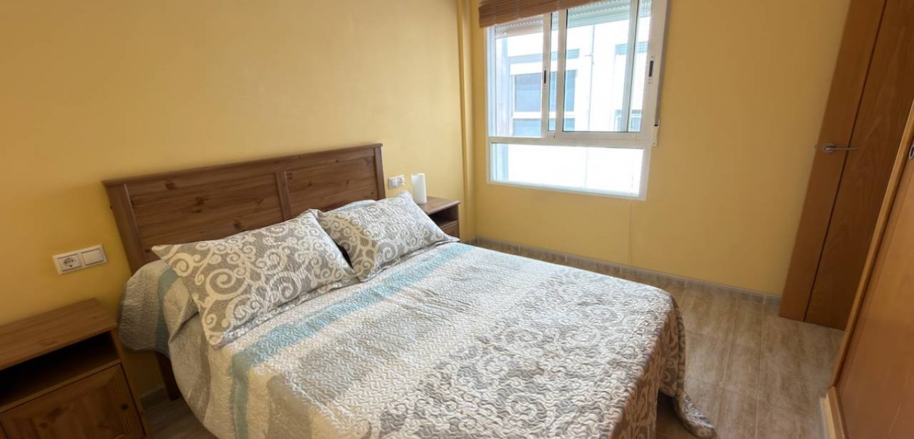 Herverkoop - Appartement / flat -
Almoradi - Almoradi - Town