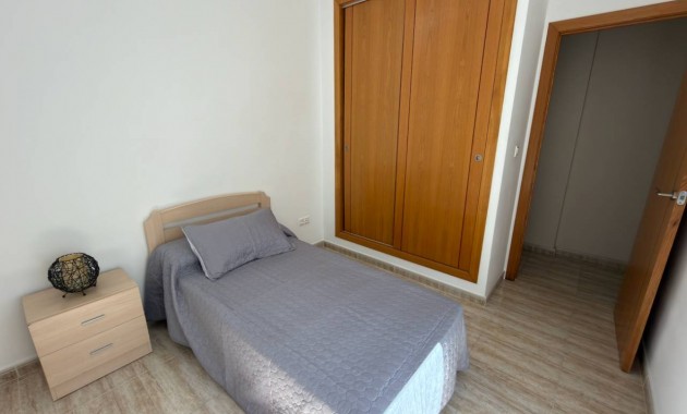 Herverkoop - Appartement / flat -
Almoradi - Almoradi - Town
