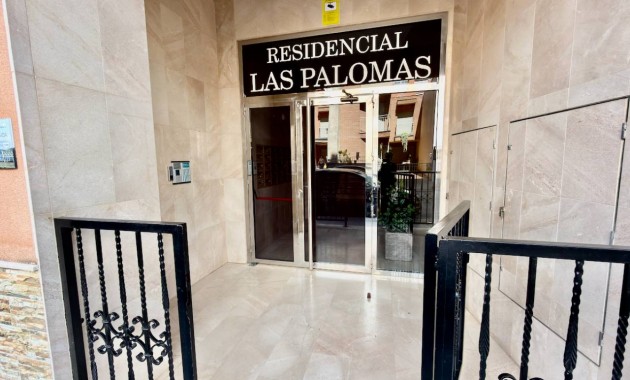 Herverkoop - Appartement / flat -
Almoradi - Almoradi - Town
