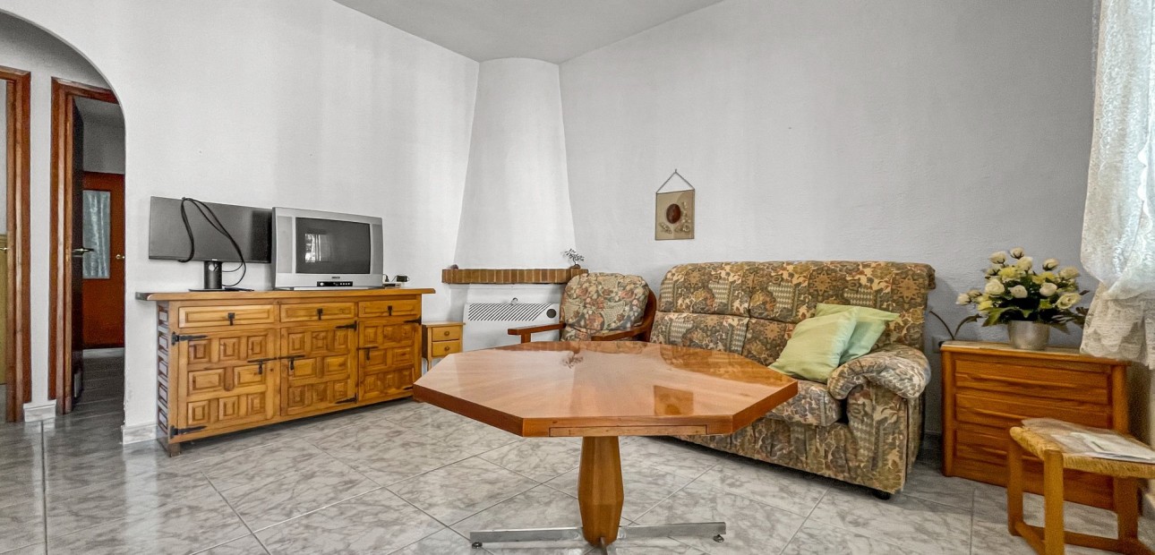 Herverkoop - Bungalow -
Torrevieja - Torreta Florida