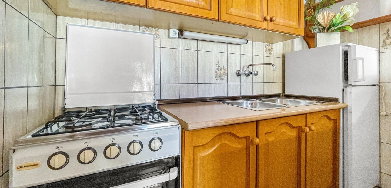 Herverkoop - Bungalow -
Torrevieja - Torreta Florida
