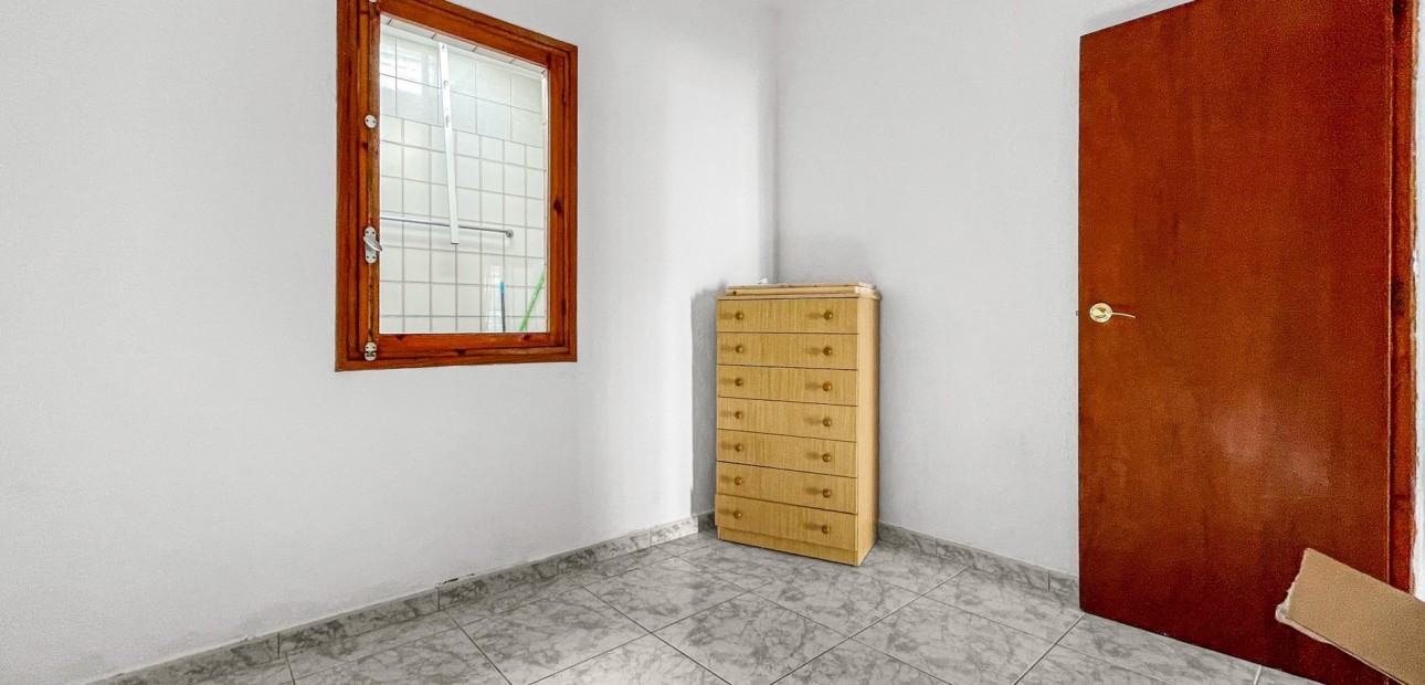 Herverkoop - Bungalow -
Torrevieja - Torreta Florida