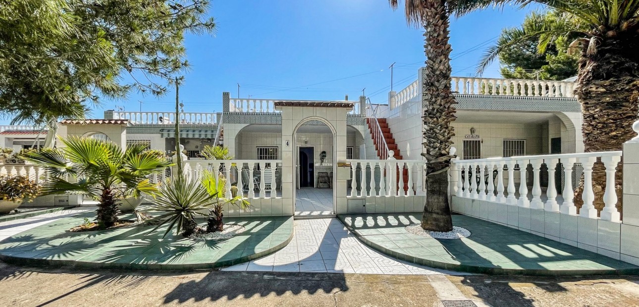 Herverkoop - Bungalow -
Torrevieja - Torreta Florida