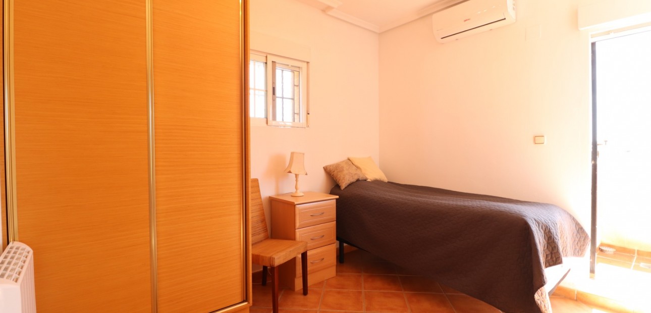 Herverkoop - Detached Villa -
Algorfa - Lo Crispin