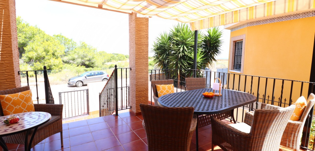 Herverkoop - Detached Villa -
Algorfa - Lo Crispin