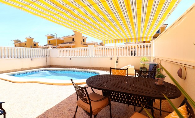 Herverkoop - Detached Villa -
Algorfa - Lo Crispin