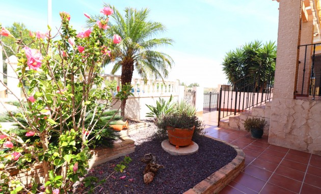Herverkoop - Detached Villa -
Algorfa - Lo Crispin