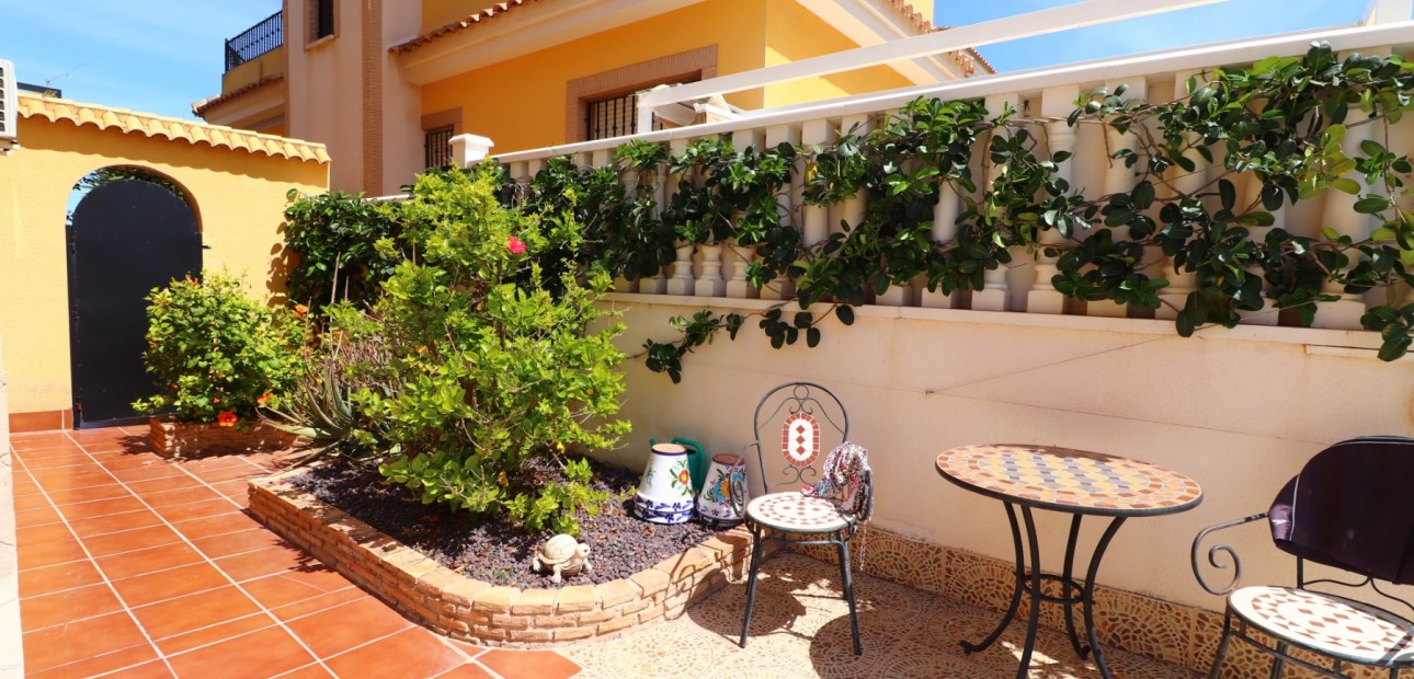 Herverkoop - Detached Villa -
Algorfa - Lo Crispin