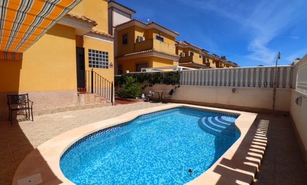 Herverkoop - Detached Villa -
Algorfa - Lo Crispin