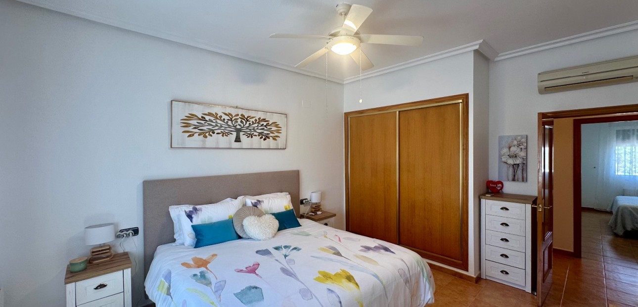 Herverkoop - Country Property -
Catral