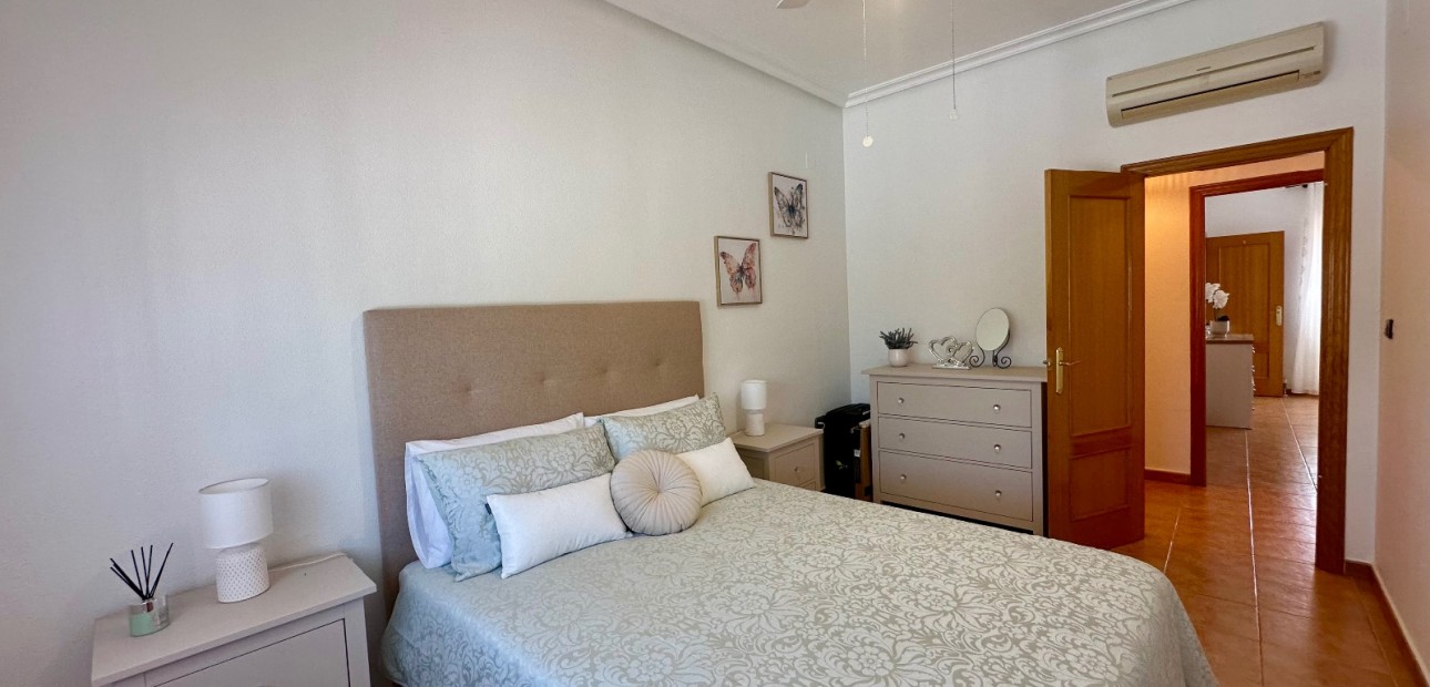 Herverkoop - Country Property -
Catral